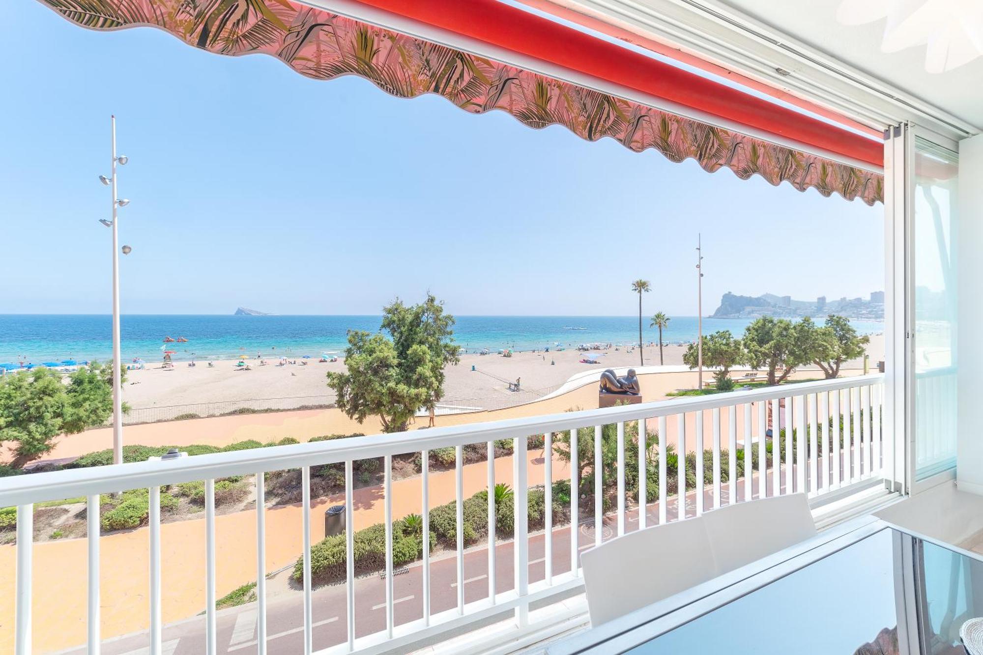Apartment Luxury Primerisima Linea Playa Poniente Con 6,5 Mts De Vistas Frontales Al Mar